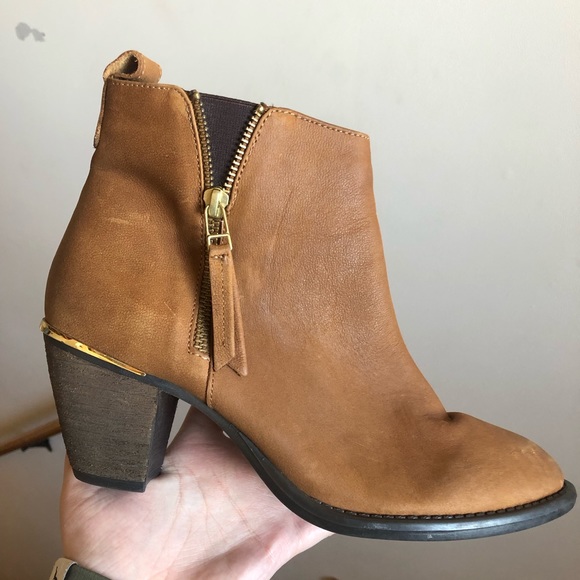 Steve Madden Whendy bootie - Picture 2 of 6